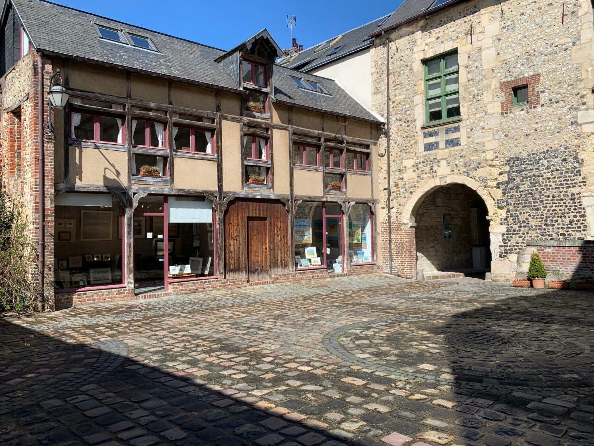 Fenetres Sur Cour - Centre Historique - Apartment Honfleur Exterior photo