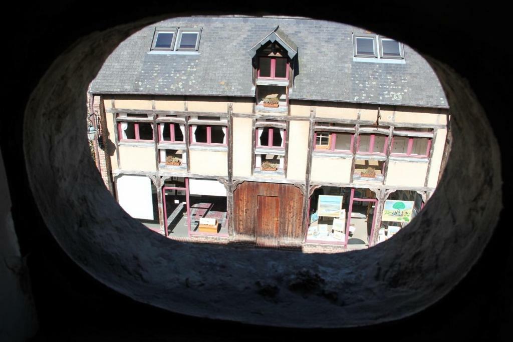 Fenetres Sur Cour - Centre Historique - Apartment Honfleur Exterior photo